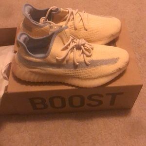 Brand New Yeezy 350 “linens”...
